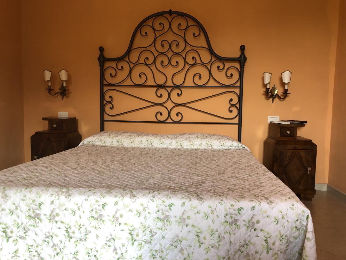 La Locanda Della Vecchia Hosteria Gavorrano Exteriör bild
